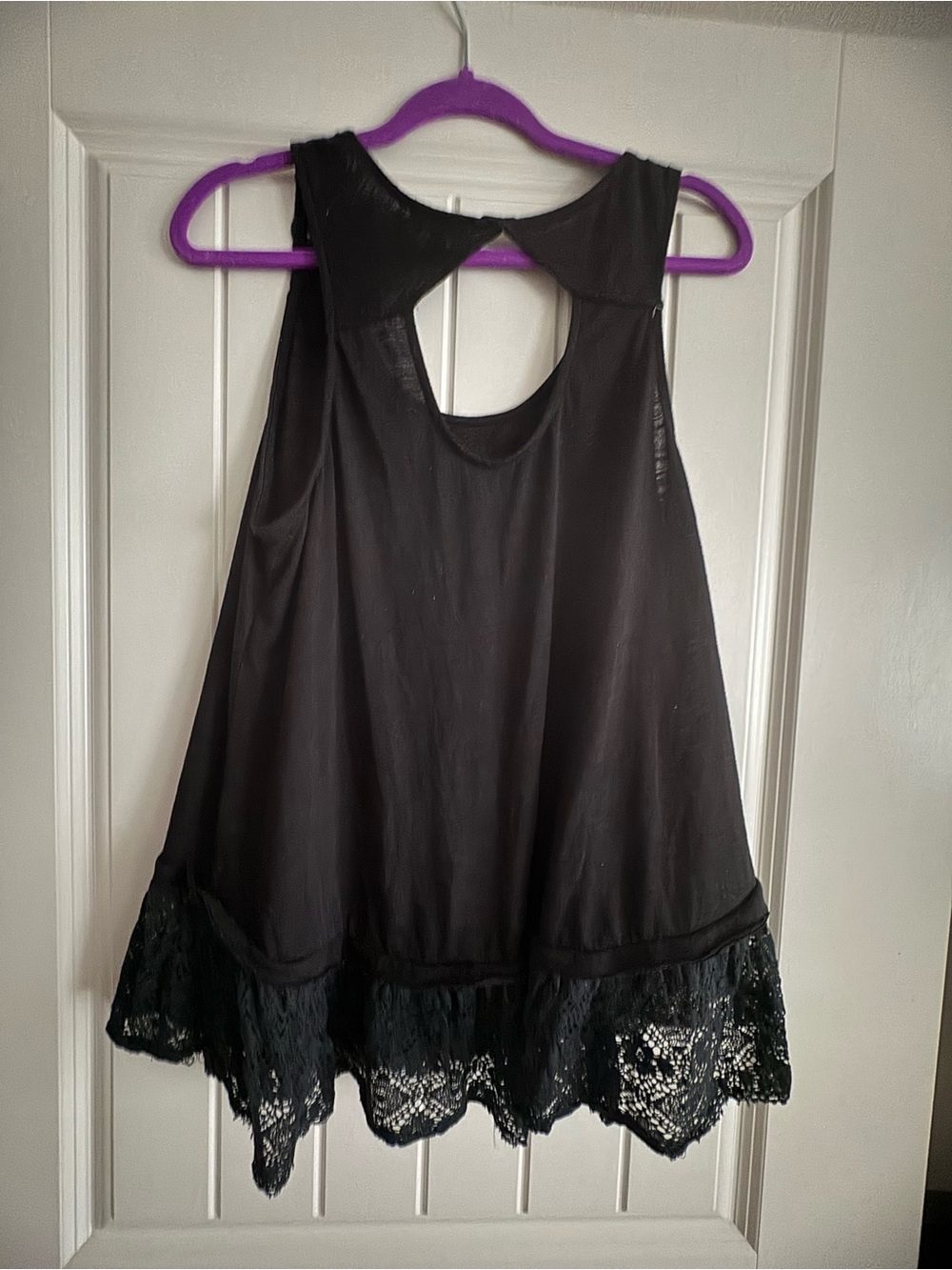 Kori Black Lace-Hem Tank Top - Picture 4 of 4